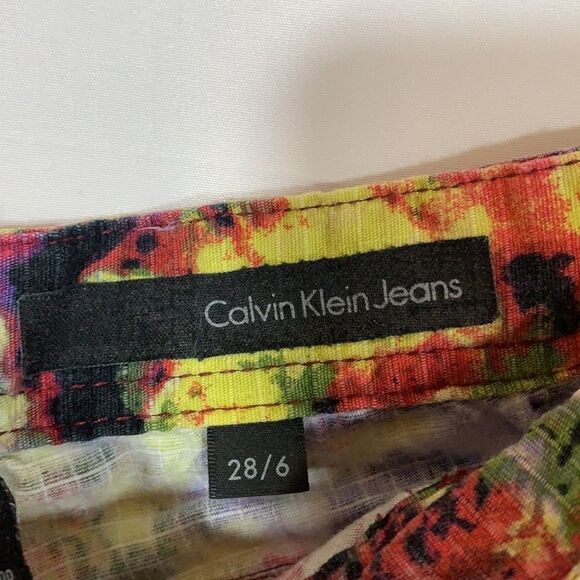Calvin Klein Jeans Multi-Colour Tie Dye Shorts - Picture 7 of 7